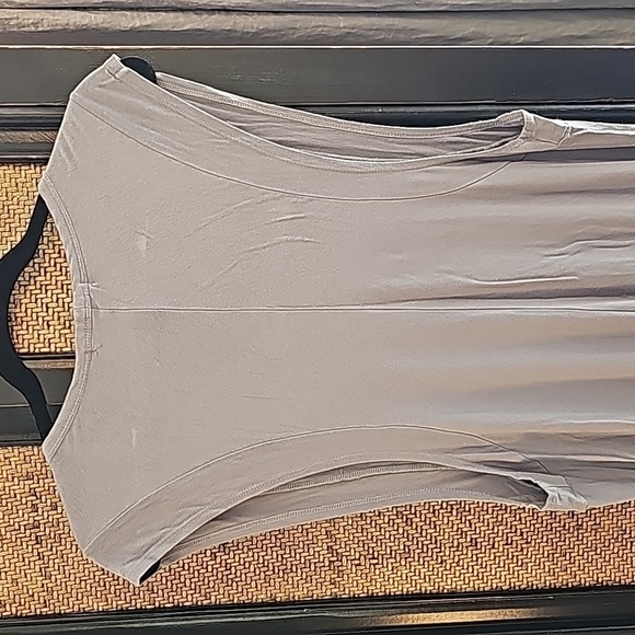 The COOLEST Dress! - Picture 5 of 7